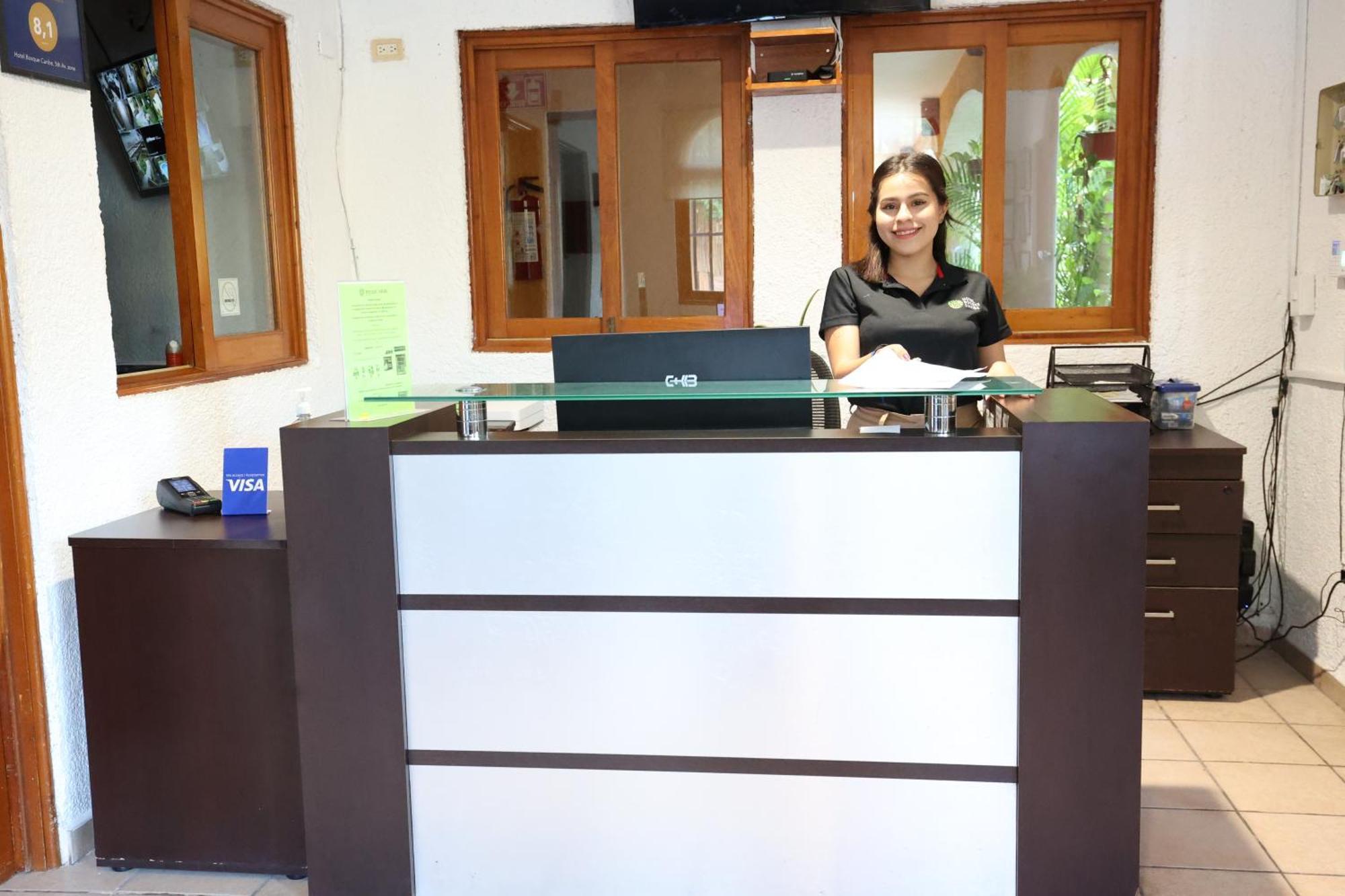 Hotel Bosque Caribe, 5Th Av. Zone 신데 델 카르멘 외부 사진