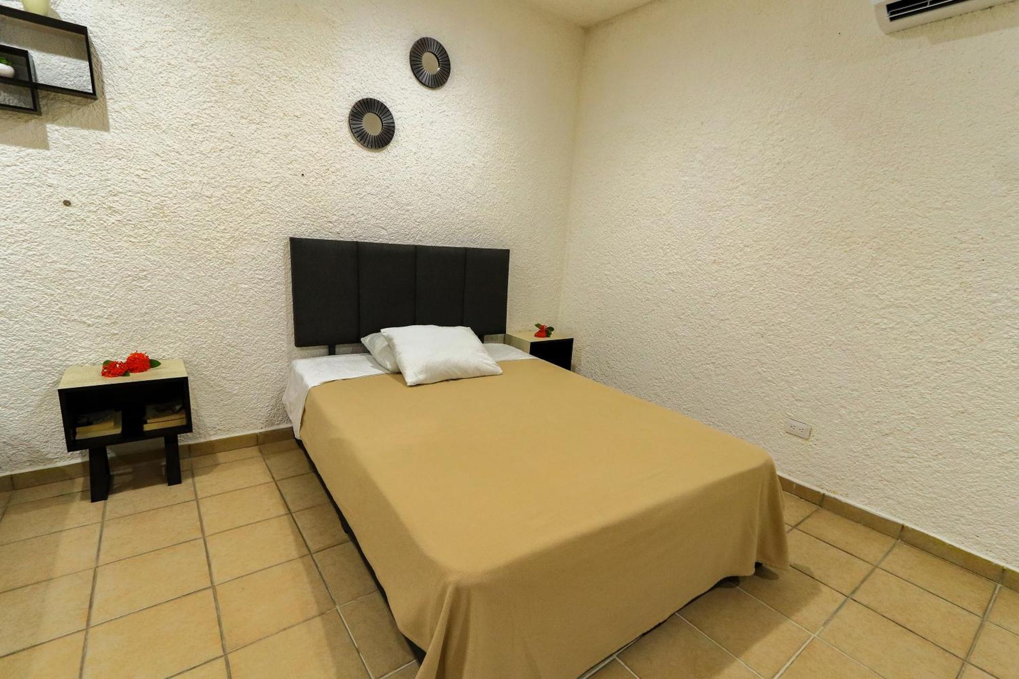 Hotel Bosque Caribe, 5Th Av. Zone 신데 델 카르멘 객실 사진