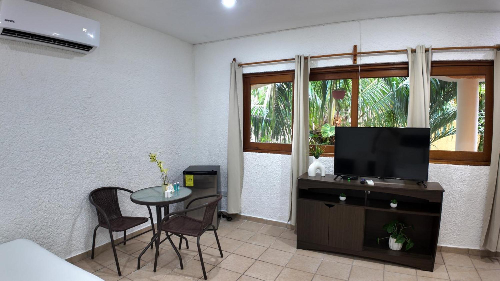Hotel Bosque Caribe, 5Th Av. Zone 신데 델 카르멘 외부 사진